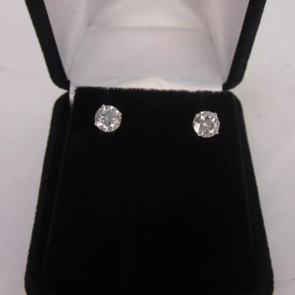 ONELEFT💎$1200 1.0Ct Natural Diamond 14K Gold Stud